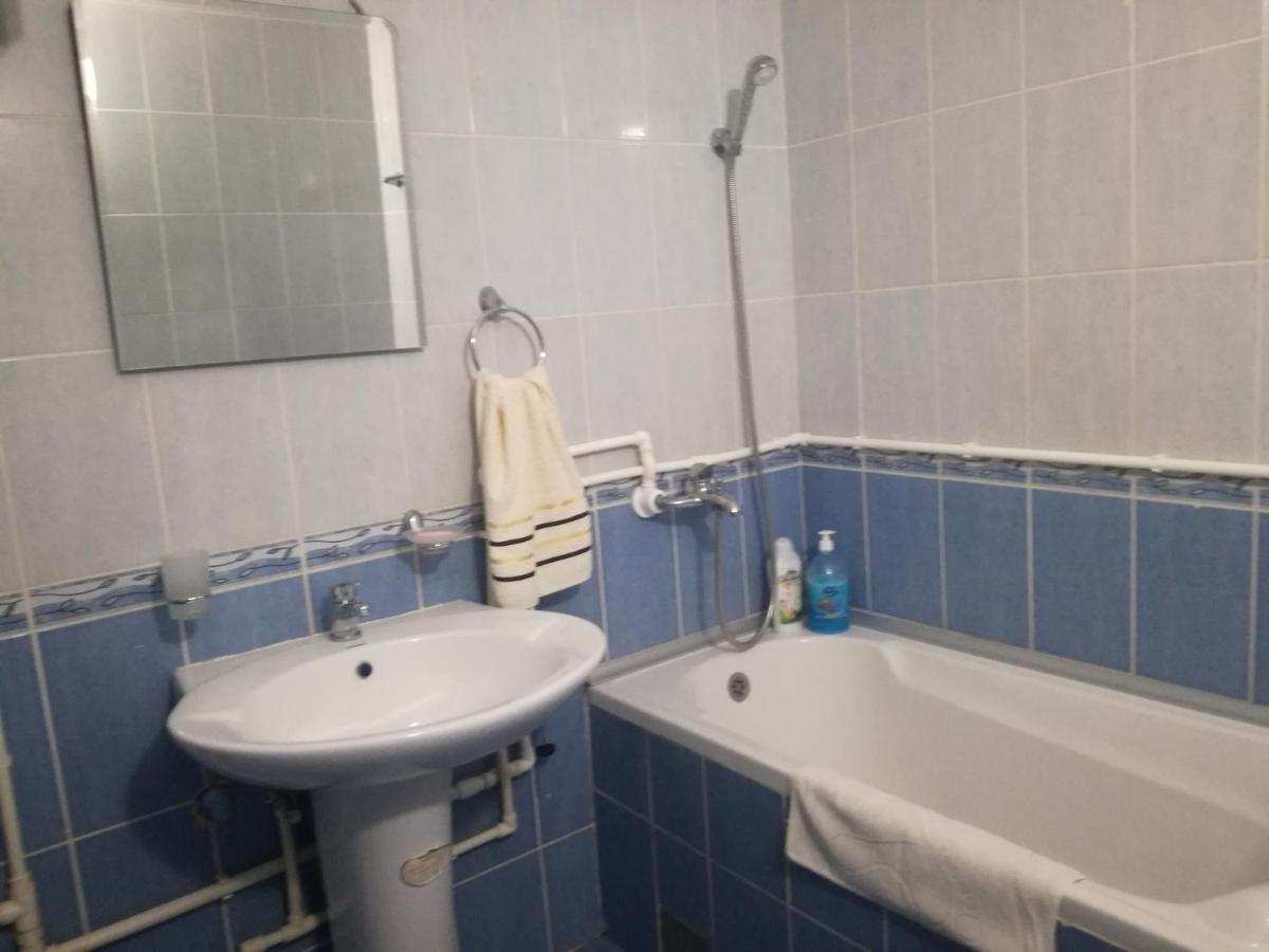 Apartman Gaga Apartment ปิโรต์ ภายนอก รูปภาพ