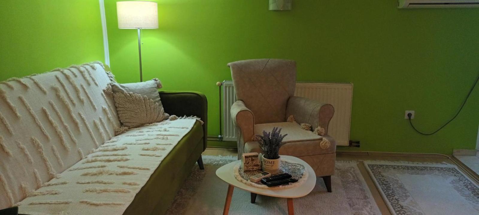 Apartman Gaga Apartment ปิโรต์ ภายนอก รูปภาพ