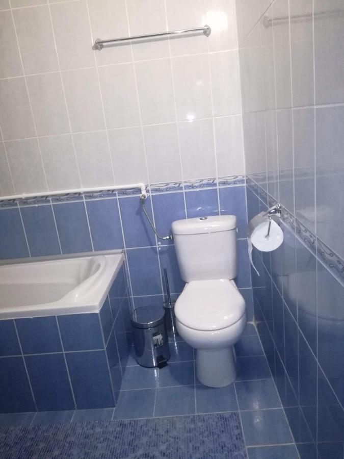 Apartman Gaga Apartment ปิโรต์ ภายนอก รูปภาพ
